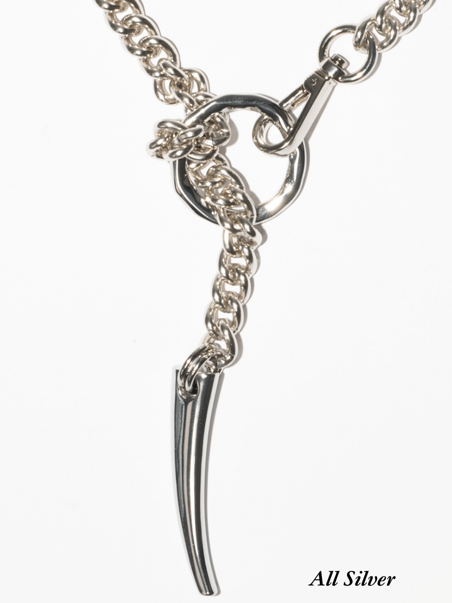 Silver claw pendant and O ring detail of necklace