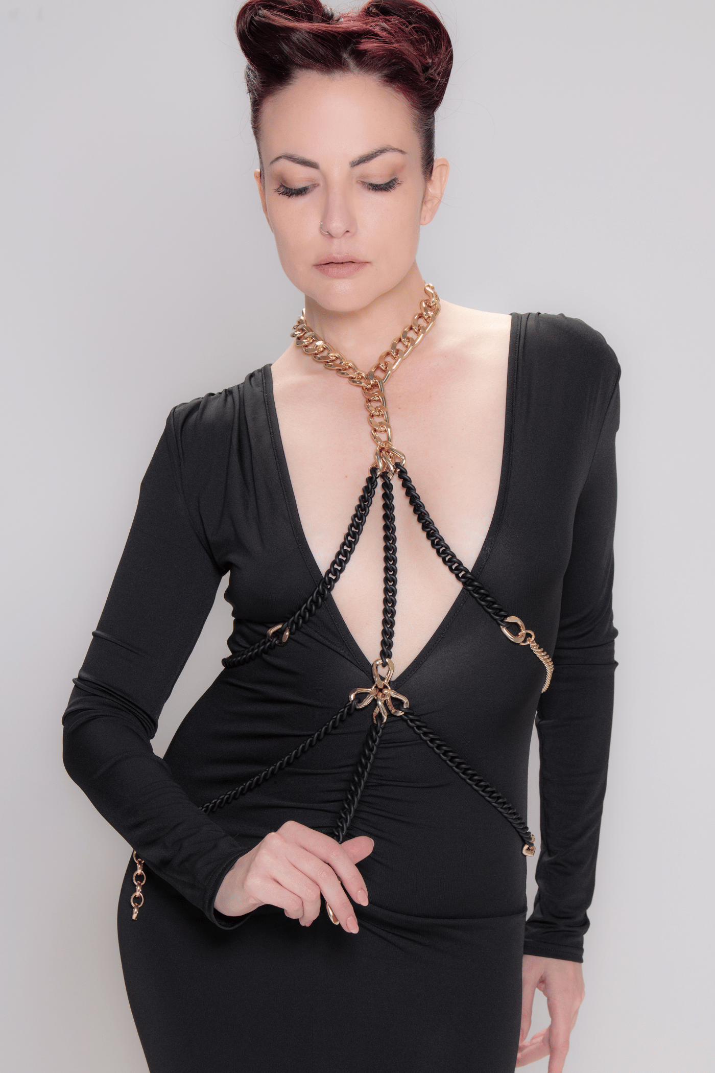 elegant gothic body chain necklace black with gold details