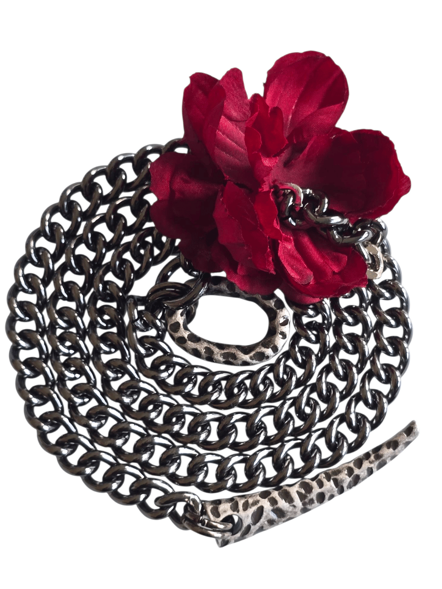 statement flower chain necklace in spiral