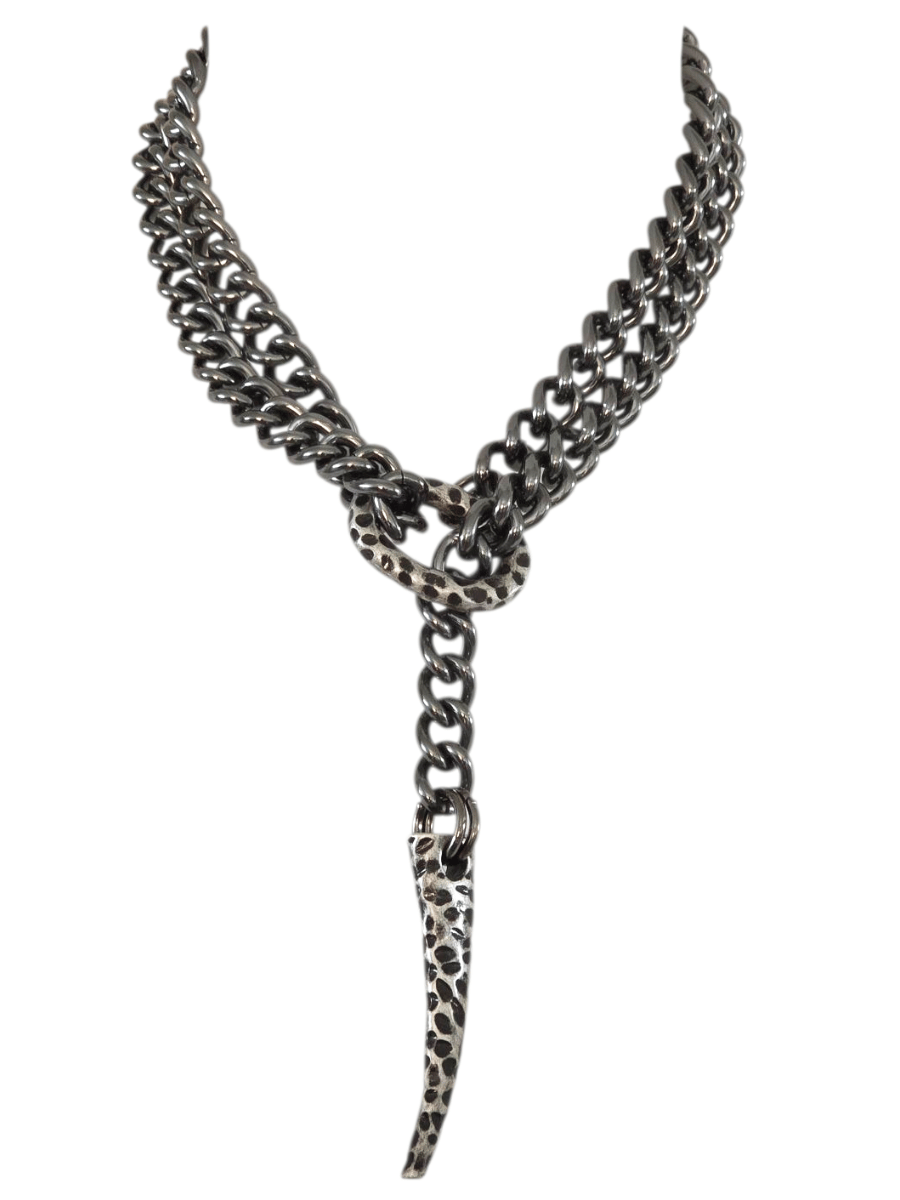 long tribal chain necklace in gunmetal with hammered horn