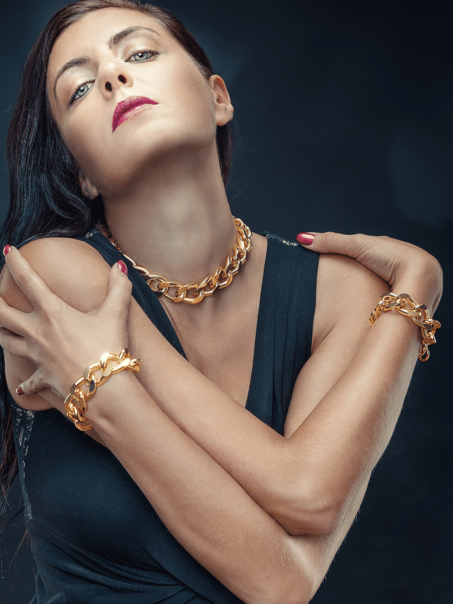 gold sexy jewelry set bdsm, chunky chain choker with two cuffs