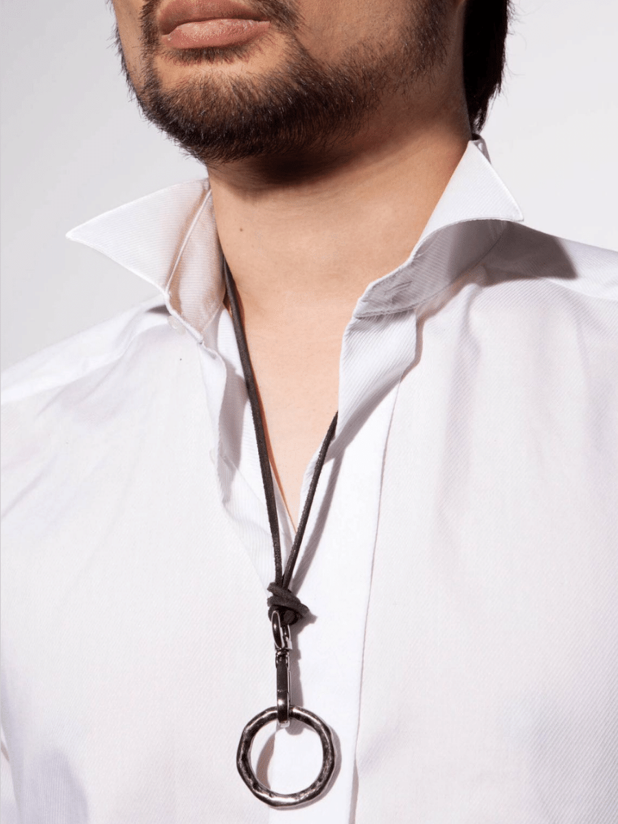 Leather strap necklace, multi strand in black goatskin - Mano Bello